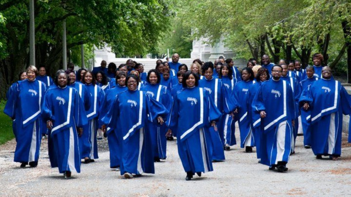 In Concert With The Chicago Mass Choir